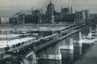 70 éve adták át a Kossuth hidat