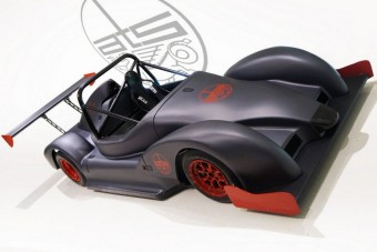 Pálya-versenyautó egyliteres motorral