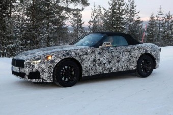 Ismét vászontetős lesz a BMW kis roadstere