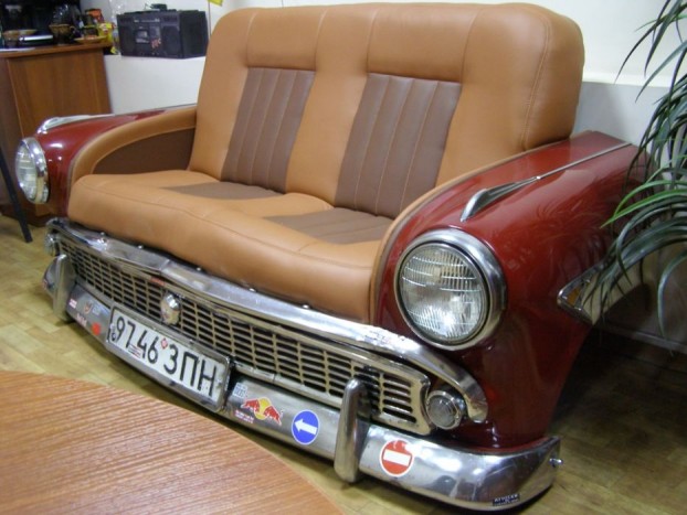 Így élhetnek tovább halott autók testrészei a szobádban 11