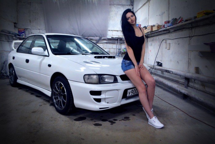 Csodás verdák és csábító csajok 28 | Vezess Csodás verdák és csábító csajok 28