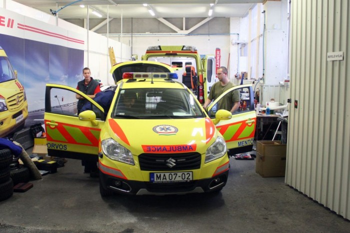 Időközben szolgálatba álltak a mentőjárművek, minden megyébe jut belőlük