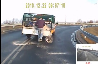 Út sózása még sosem volt ennyire vicces