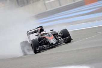 F1: A gumiteszten is lerobbant a McLaren
