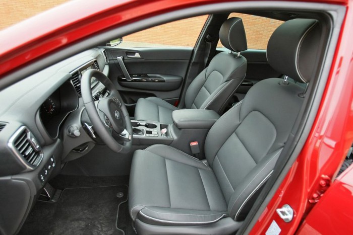 Vezettük: Kia Sportage 2016 10 | Vezess Nagyvonalú beltér, civilizált berendezéssel
