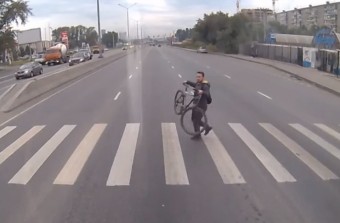 Megvan az idei év első öntelt bringása