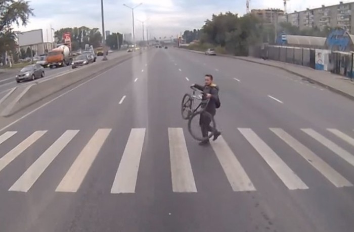 Megvan az idei év első öntelt bringása