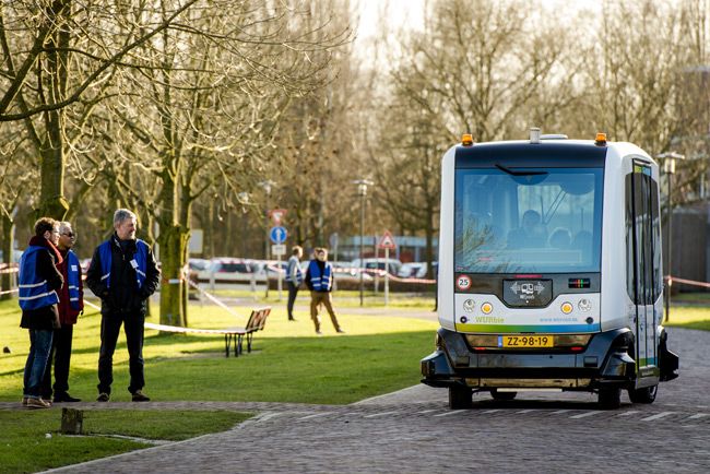 Vezető nélküli buszt teszteltek Hollandiában 4