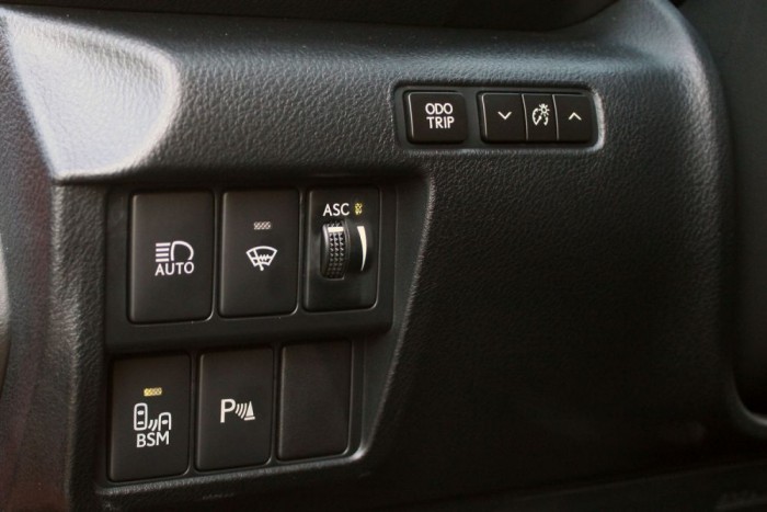 Van ütközésmegelőző rendszer, adaptív tempomat és megannyi más vezetőtámogató elektronika