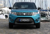 Megelőzte a Dacia Dustert a magánvásárlók kedvenceként a Suzuki Vitara