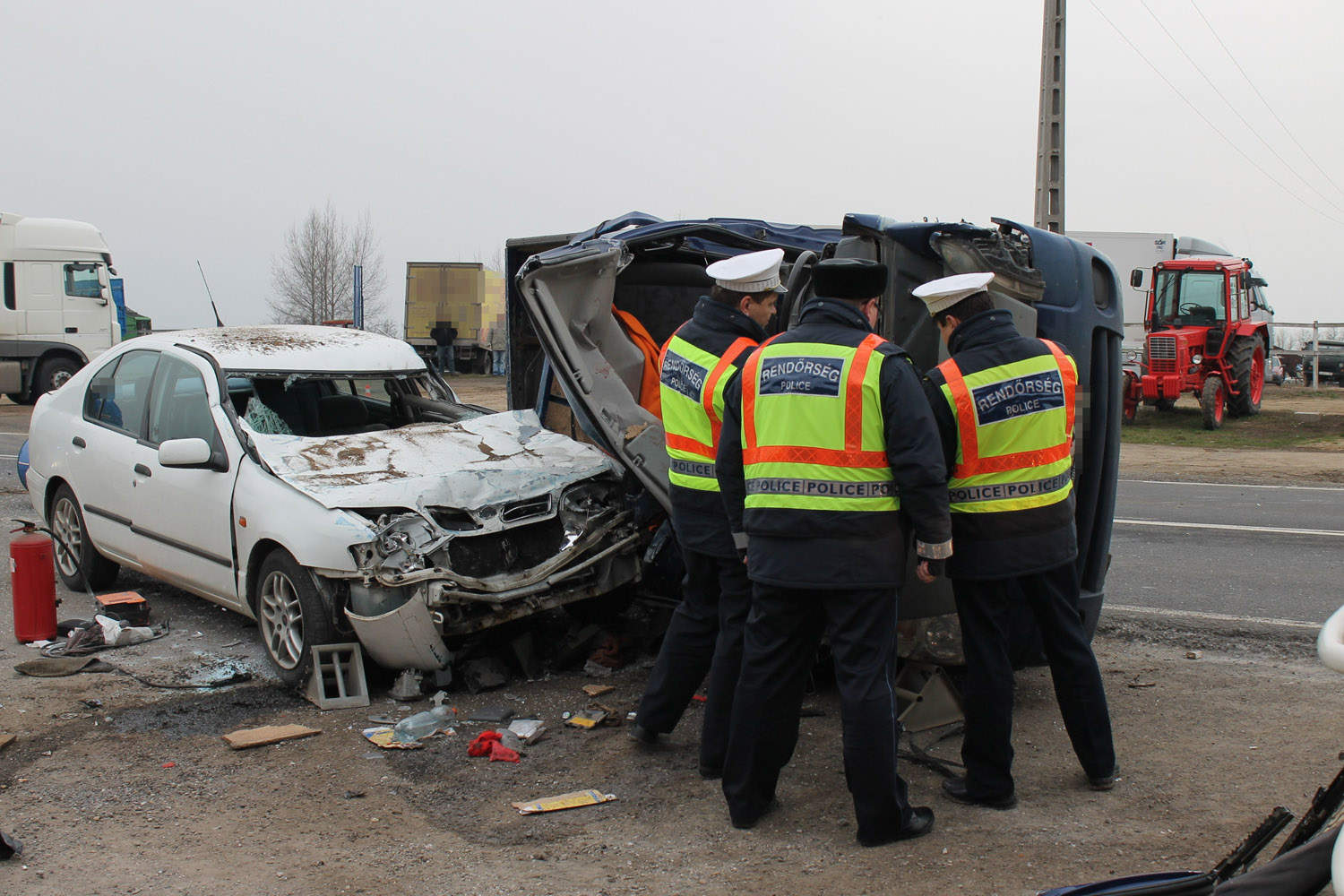 Megrázó képek a 4-es úton történt balesetről 6