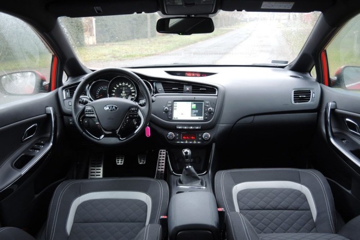 Teszt: Kia Cee’d 1.0 T-GDI GT line 3 3