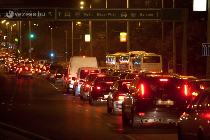 Az autók harmadát kitilthatják a pesti utakról 3