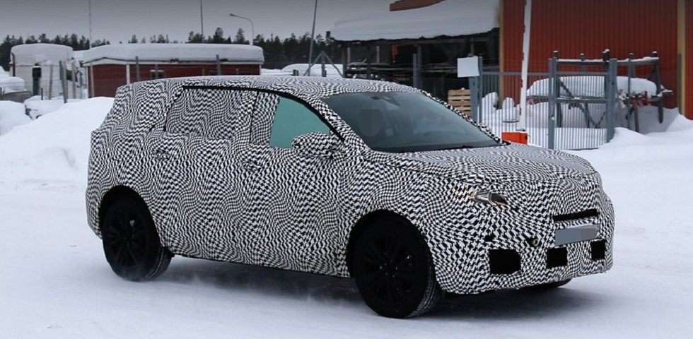 Jövőre érkezik a Peugeot új nagy egyterűje