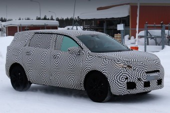 Jövőre érkezik a Peugeot új nagy egyterűje