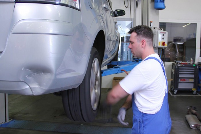 Használt autó: a törésnyomok felismerése 7