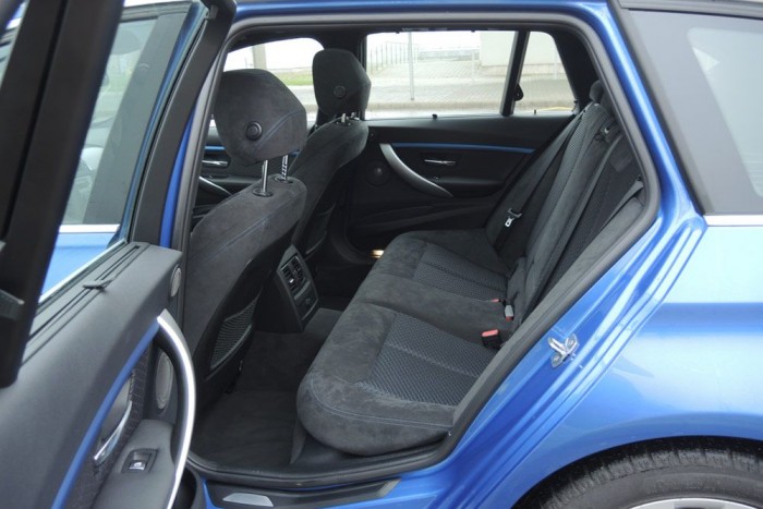 Teszt: BMW 330d xDrive aut. Touring M Sport 9