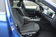Teszt: BMW 330d xDrive aut. Touring M Sport 56