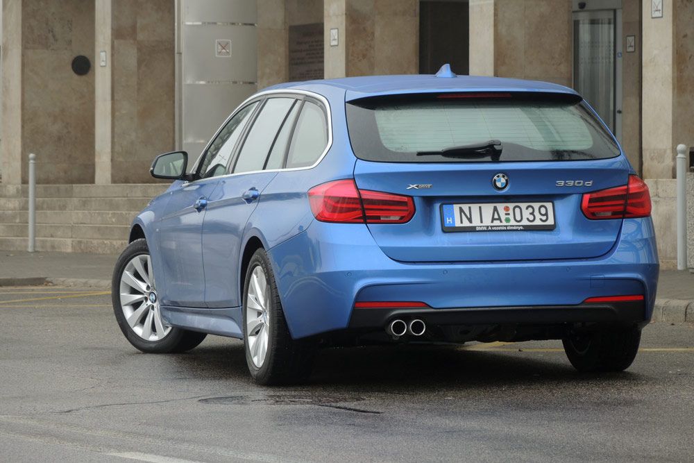 Teszt: BMW 330d xDrive aut. Touring M Sport 41