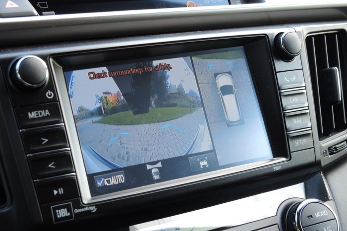 Vezettük: Toyota RAV4 Hybrid – 2016 14 | Vezess Vezettük: Toyota RAV4 Hybrid – 2016 14