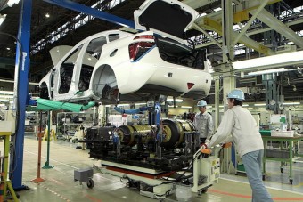 Leállnak a Toyota gyárai