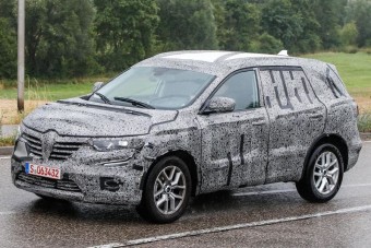 Még nagyobb SUV-ot épít a Renault