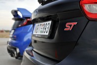 Összehasonlító teszt: Ford Focus ST-Honda Civic Type R 86