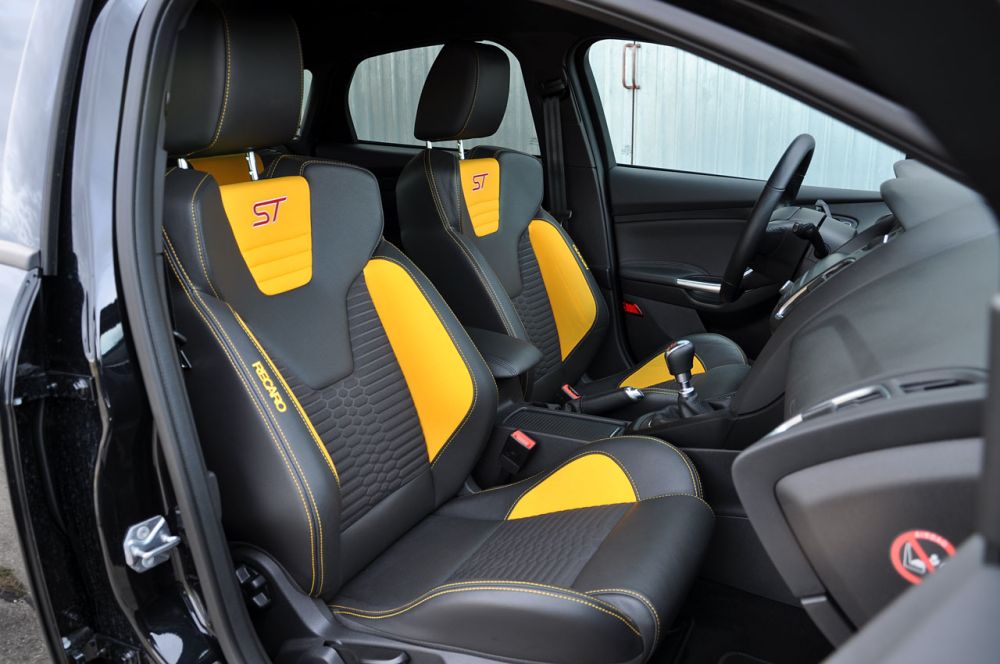 Összehasonlító teszt: Ford Focus ST-Honda Civic Type R 44