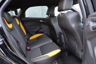 Összehasonlító teszt: Ford Focus ST-Honda Civic Type R 118