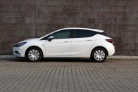 Teszt: Opel Astra 1.0 T 41