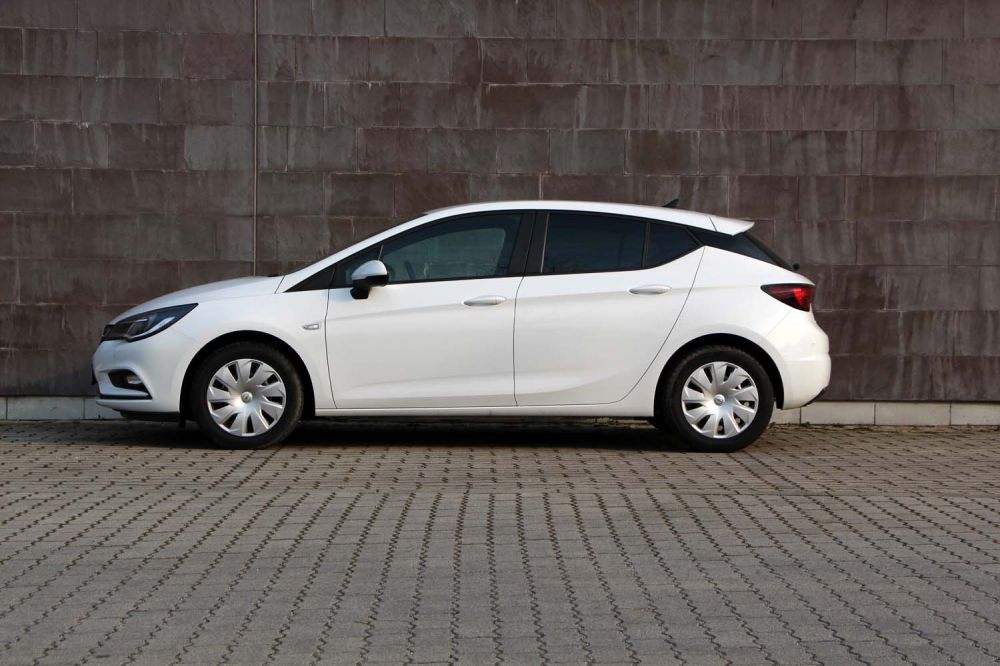 Teszt: Opel Astra 1.0 T 18