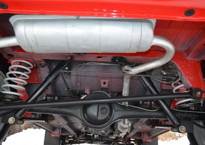 11,5 millióért kínálnak egy 36 éves Nivát 15 | Vezess 11,5 millióért kínálnak egy 36 éves Nivát 15