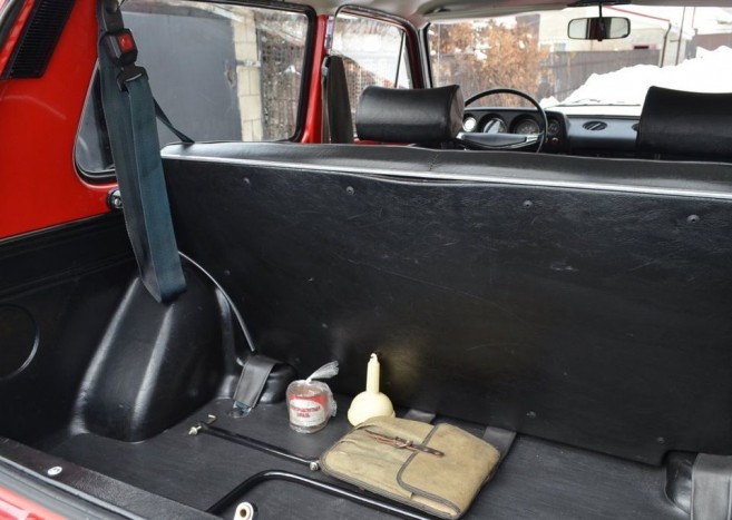 11,5 millióért kínálnak egy 36 éves Nivát 10 | Vezess 11,5 millióért kínálnak egy 36 éves Nivát 10