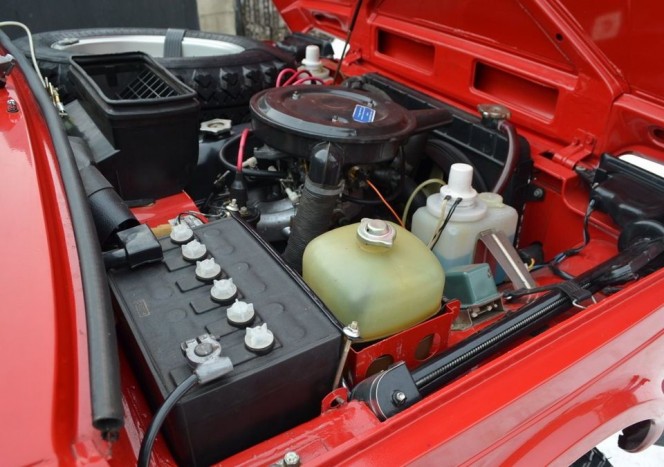 11,5 millióért kínálnak egy 36 éves Nivát 9 | Vezess 11,5 millióért kínálnak egy 36 éves Nivát 9