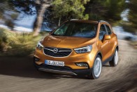 Itt az Opel megújult kis szabadidő-autója 17