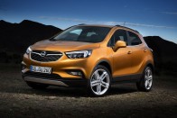 Itt az Opel megújult kis szabadidő-autója 18