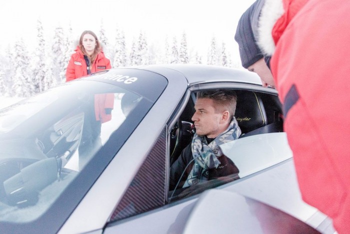 Hófalba vágtam egy 60 milliós Porschét 14 | Vezess Hófalba vágtam egy 60 milliós Porschét 14