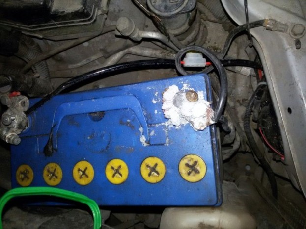 18 kép a kontár autóhifik poklából 6 | Vezess 18 kép a kontár autóhifik poklából 6