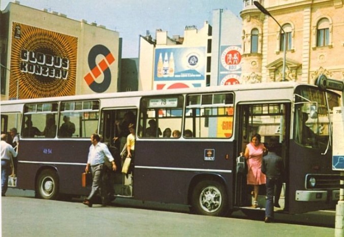 Kik küldték padlóra az Ikarust? 2 Idilli életkép a nyolcvanas évekből. Miért húzzák be tekintetünket még mindig mágnesként az ilyen fotók?