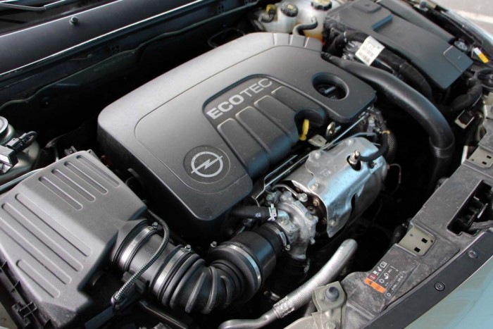 A lényeg az 1,6 literes CDTI dízelmotor. Csendes, takarékos, már csak az idő próbáját kell kiállnia. 