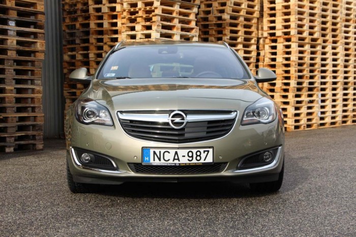 Teszt: Opel Insignia 1.6 CDTI EcoFlex 9