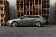 Teszt: Opel Insignia 1.6 CDTI EcoFlex 46