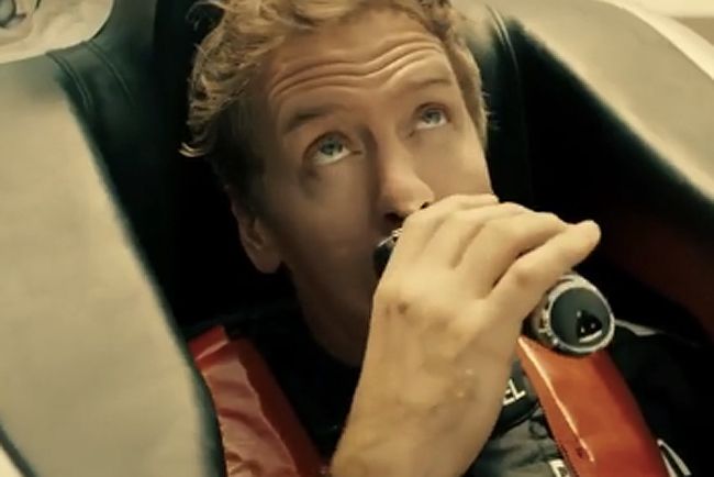 F1: Vettelt majdnem kilapította egy konténer – videó