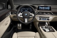 Ennél gyorsabb BMW 7-es nem volt még 39