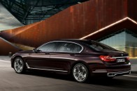 BMW M760Li xDrive V12 Excellence