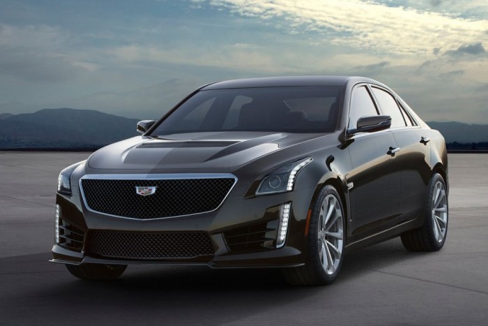 Top 10: autók, amiket nem árulnak nálunk, pedig! 6 6,2 literes V8-as motorjából 650 lóerő és 855 Nm jön elő, ezzel verné a teljes európai felső-közép sportmezőnyt. 322 km/h a végsebessége, 84 ezer dollár, kb. 23 millió forint a kinti ára. Egy 560 lovas BMW M5 az USÁ-ban 94 ezer dollárról indul