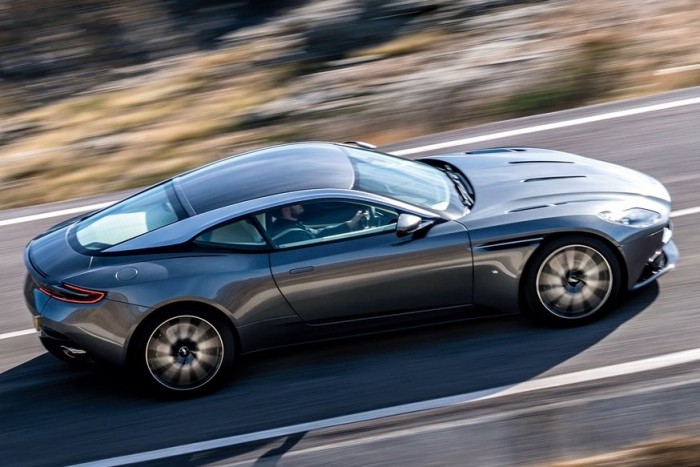 aston-martin-db11-cs4-1