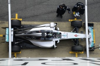 F1: Alázómotort készít a Mercedes?