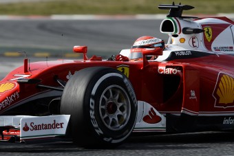 F1: A Ferrari az élen, nem megy a McLaren