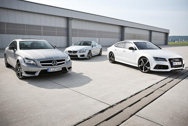 A vevők tojnak a kartellre, csak legyen jó az autó